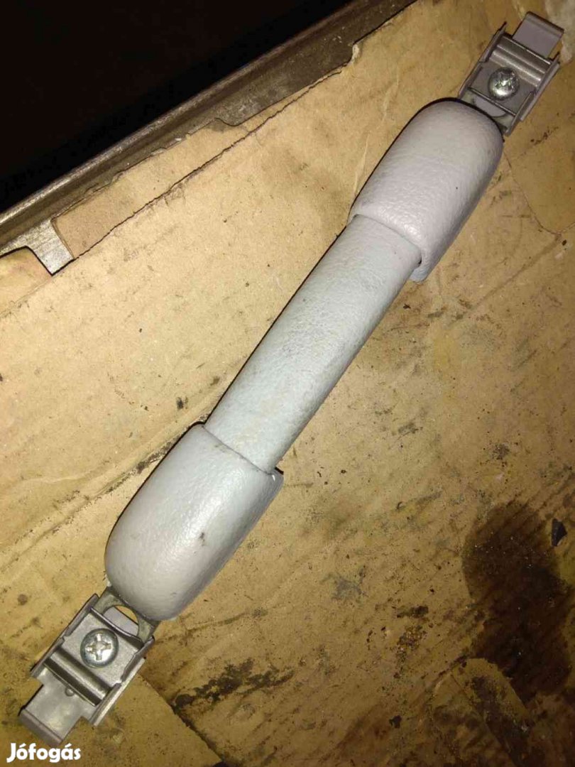 Suzuki Grand Vitara 05- Kapaszkodó