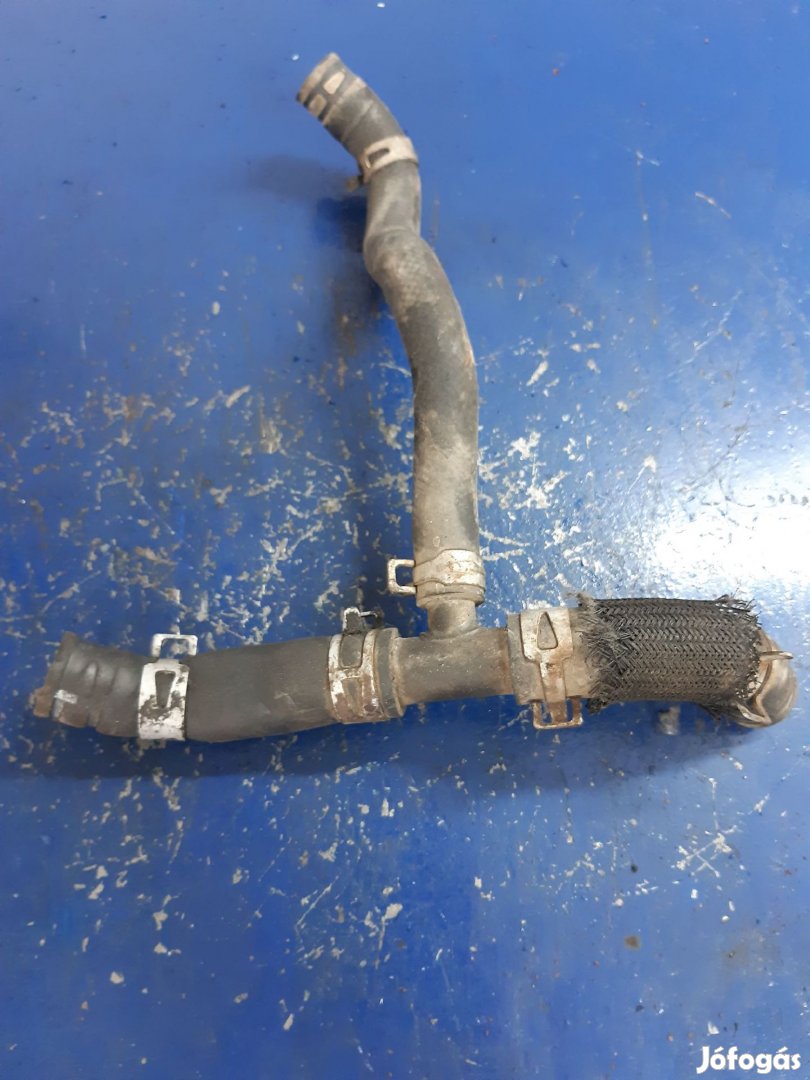 Suzuki Grand Vitara 05- Vízcső Elosztó