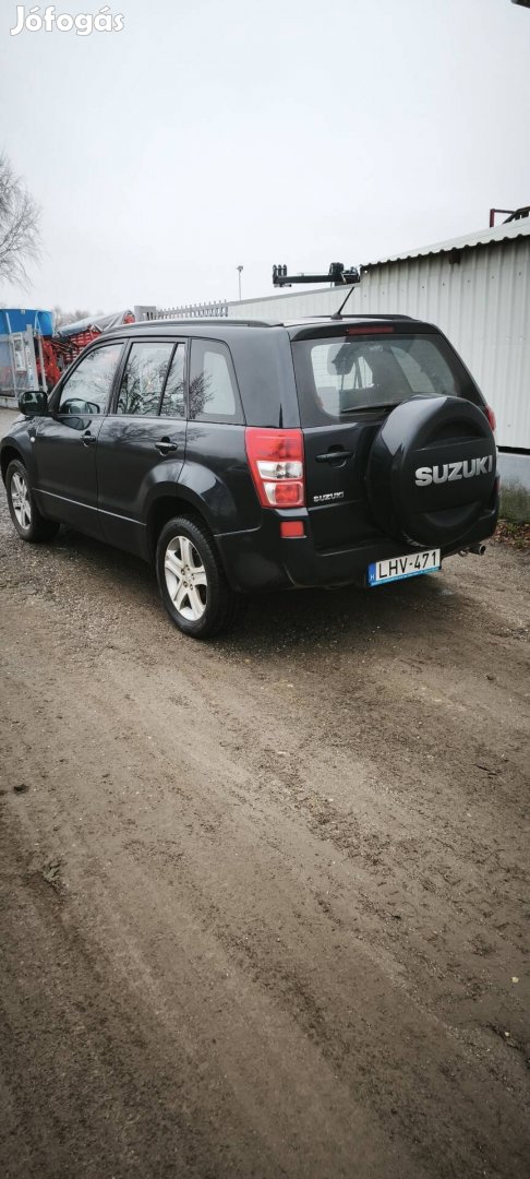 Suzuki Grand Vitara 2.0 benzines 