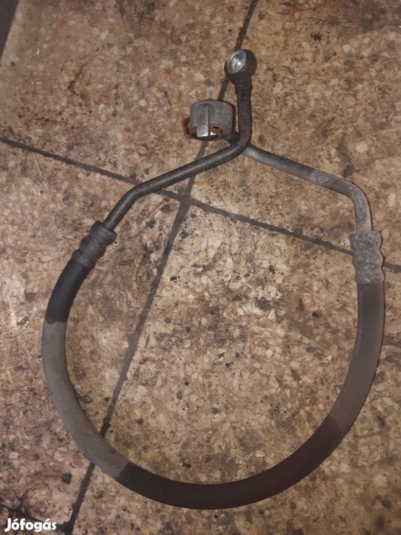 Suzuki Grand Vitara -05 Szervócső