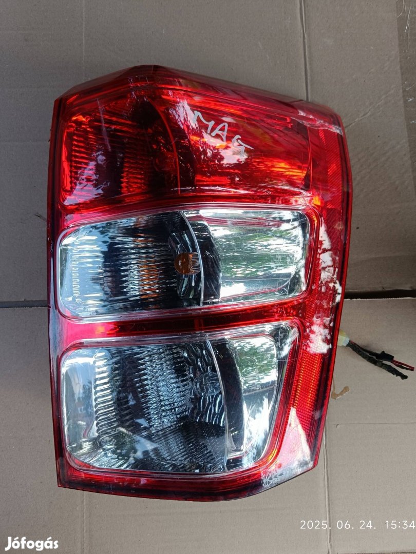 Suzuki Grand Vitara hátsó lámpa 