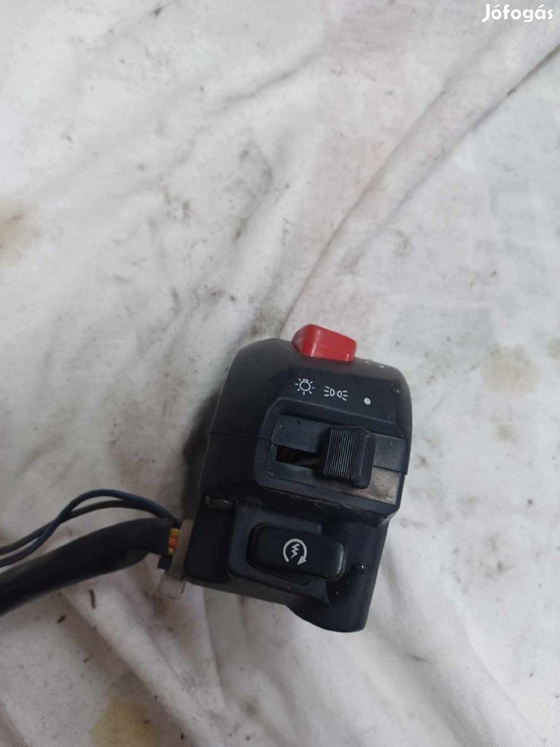 Suzuki Gsf 600 Bandit kormány kapcsoló jobb