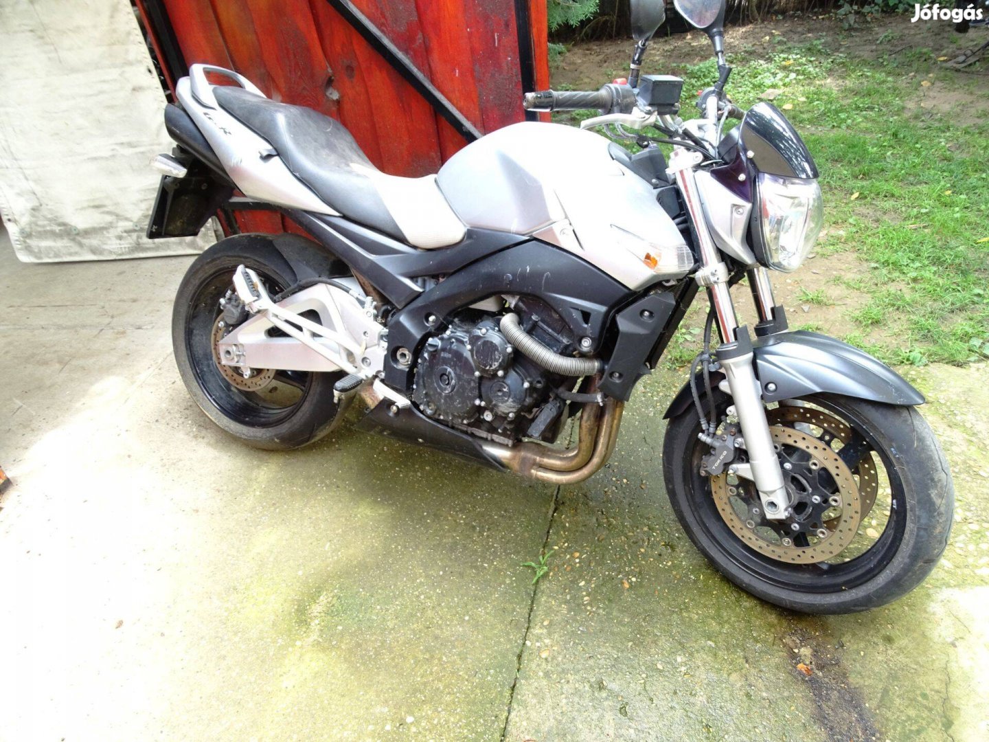Suzuki Gsr 600 bontott alkatrészek