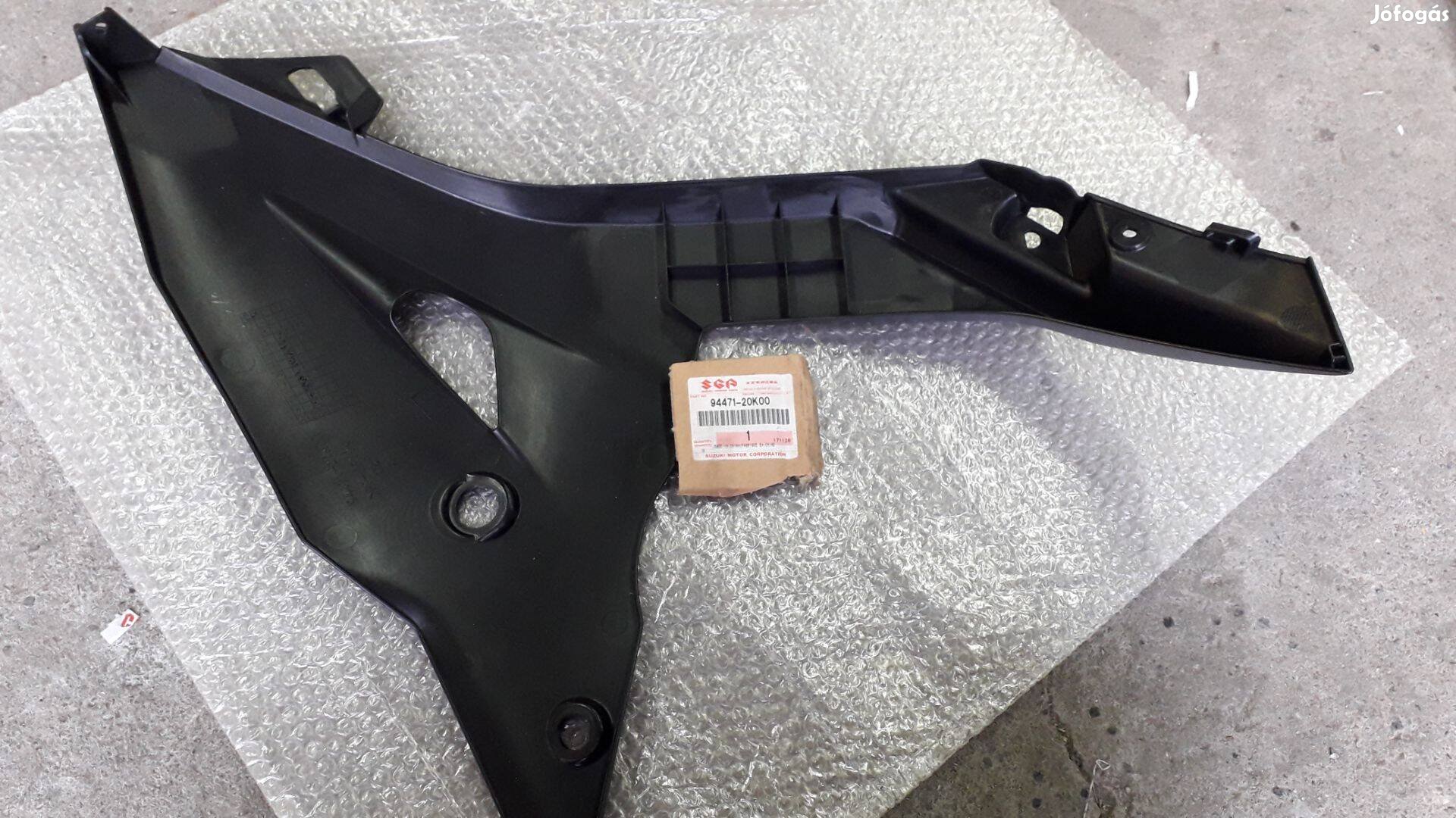 Suzuki Gsx250 motor alsó burkolat