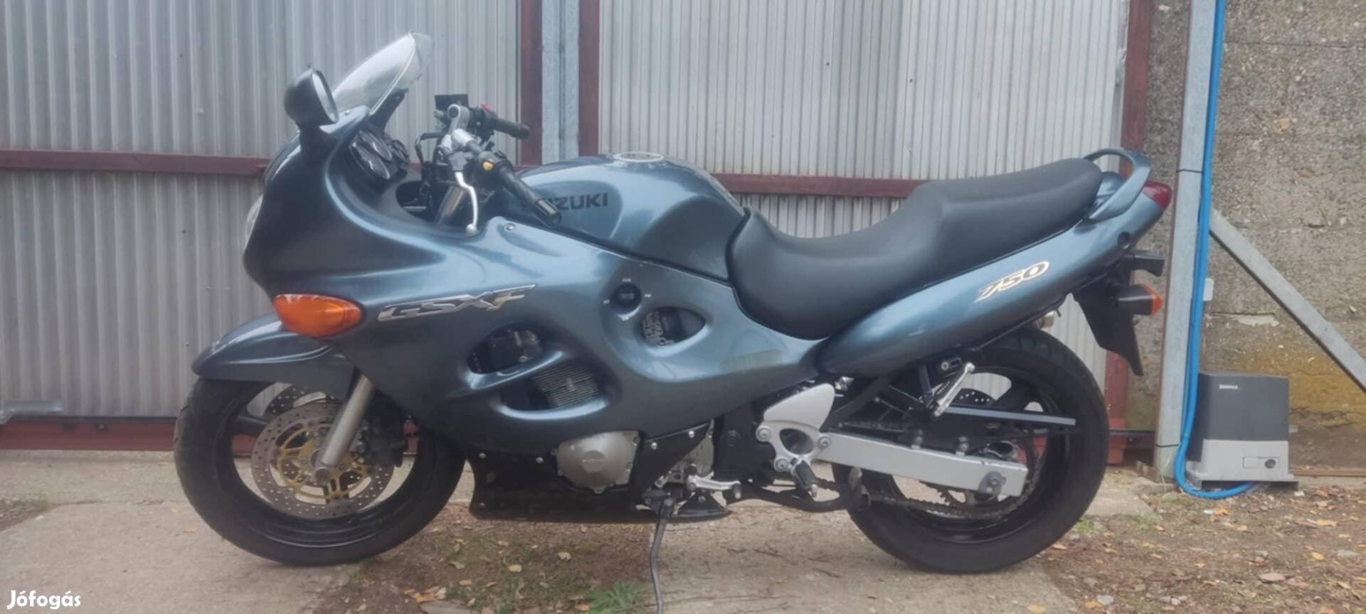 Suzuki Gsx 750 F