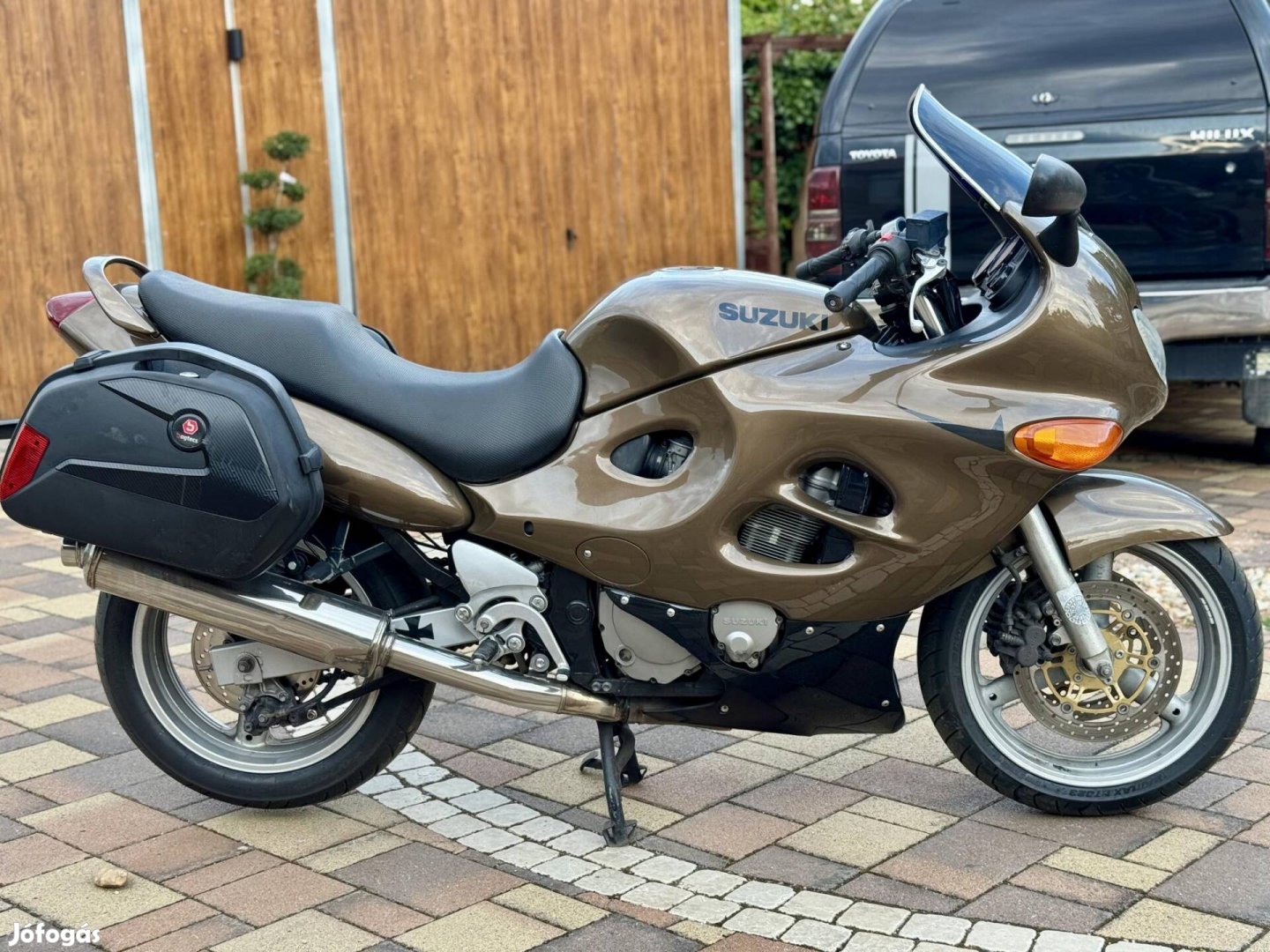 Suzuki Gsx 750 F