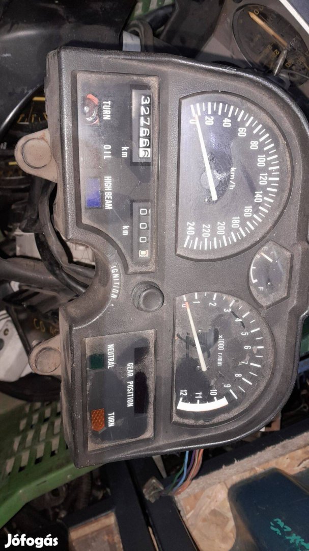 Suzuki Gsx 750, 1100 E km óra