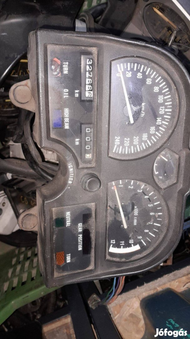 Suzuki Gsx 750, 1100 E km óra