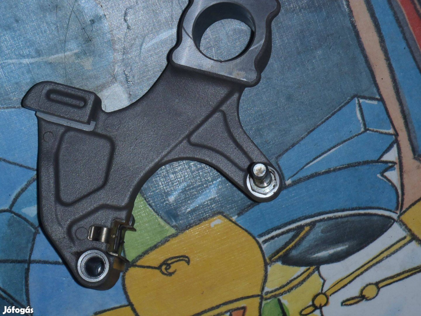 Suzuki Gsxr 1000,2010-es,K9-K10-ről:hátsóféknyereg tartó konzol