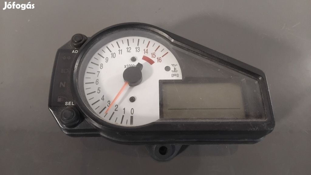 Suzuki Gsxr 750 K1 - Kilóméteróra