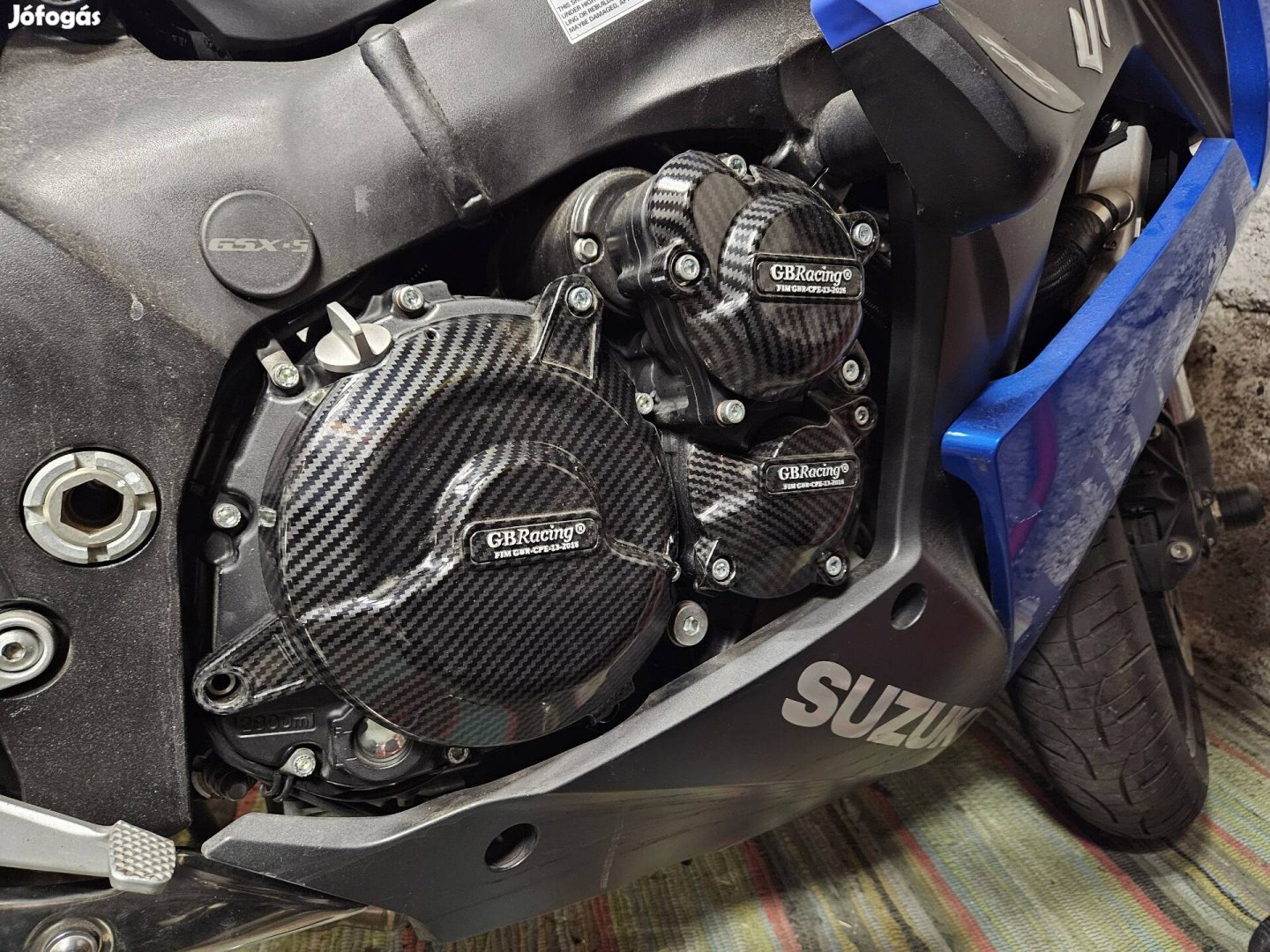 Suzuki Gxs-S 1000 és Katana carbon mintás motorvédő burkolat szett