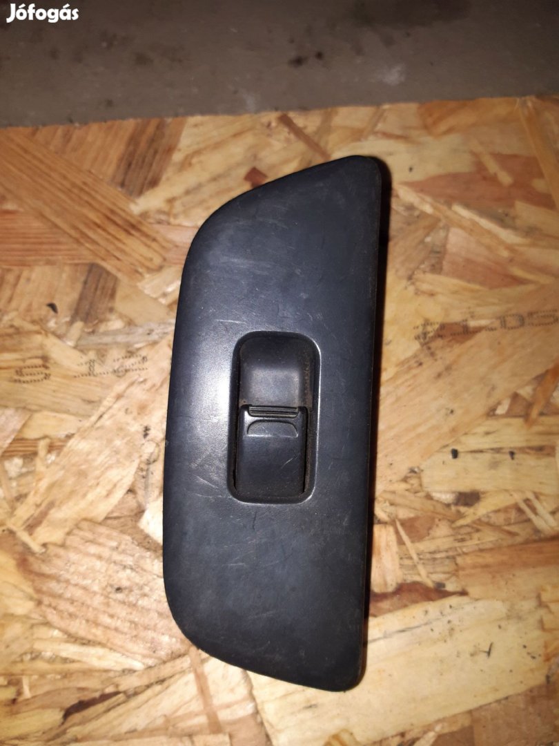 Suzuki Ignis 03-07 Ablakemelő Kapcsoló