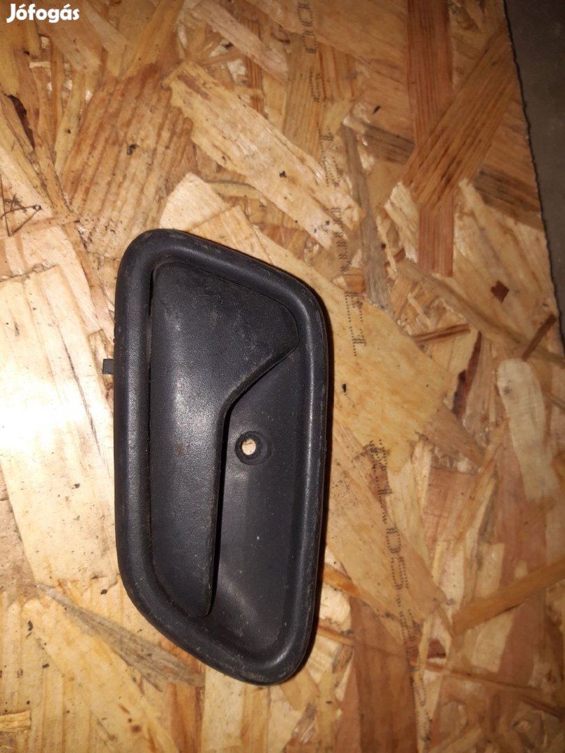 Suzuki Ignis 03-07 Bal Első Belső Ajtókilincs