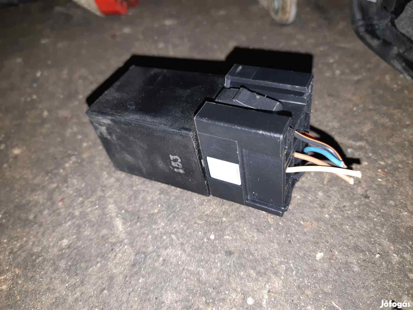 Suzuki Ignis 03-07 Első Ablaktörlő Relé