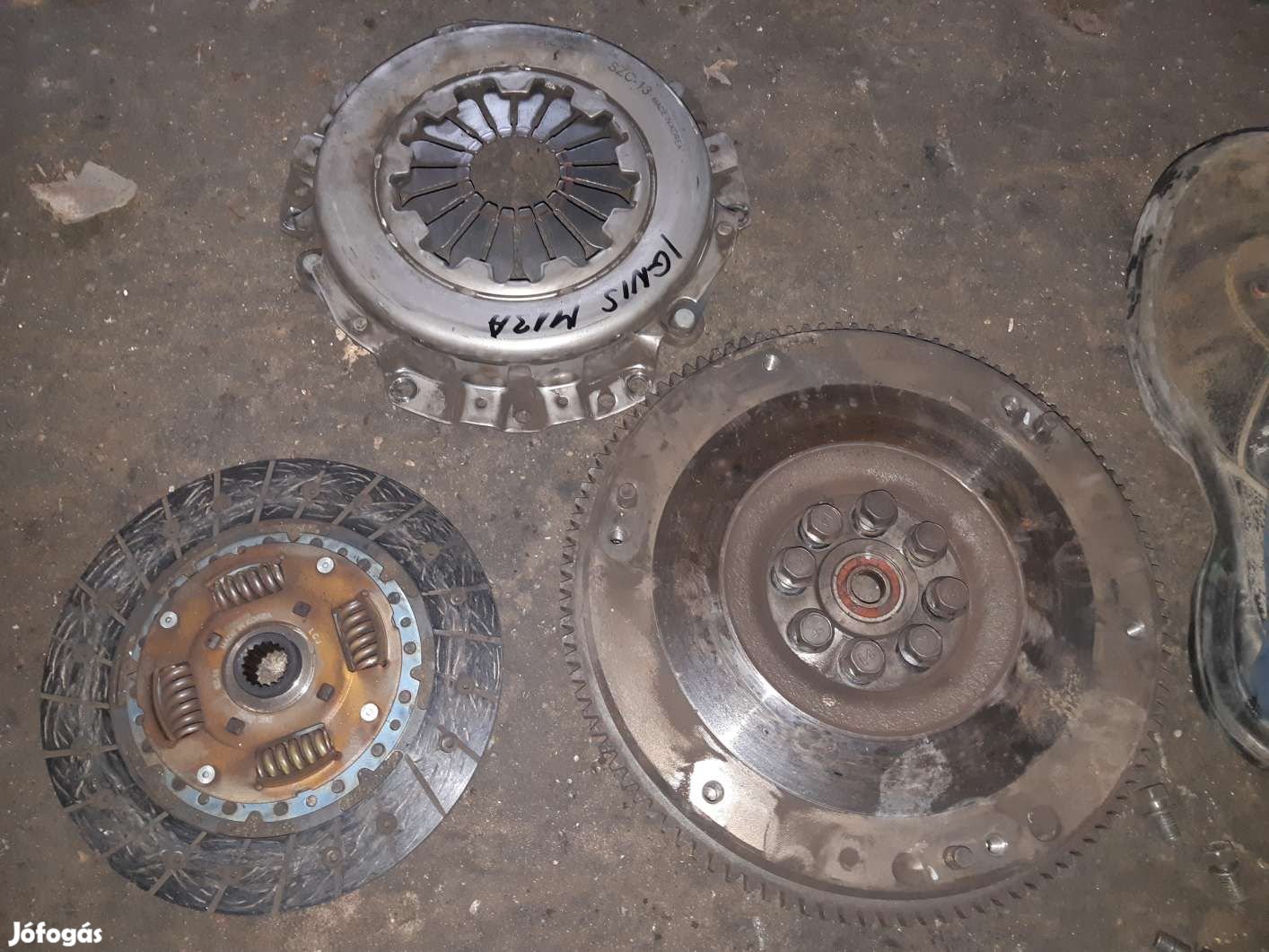 Suzuki Ignis 03-07 Kuplung Szett Egytömegű Lendkerék