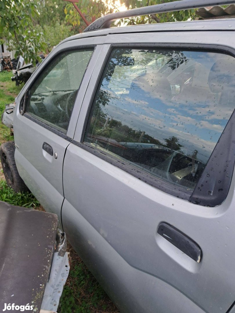 Suzuki Ignis 1.3 bontott alkatrészek