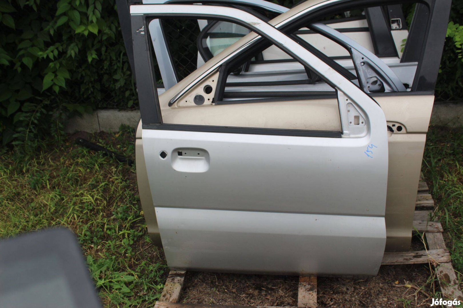 Suzuki Ignis 2001-2003 jobb első ajtó üresen (154.)