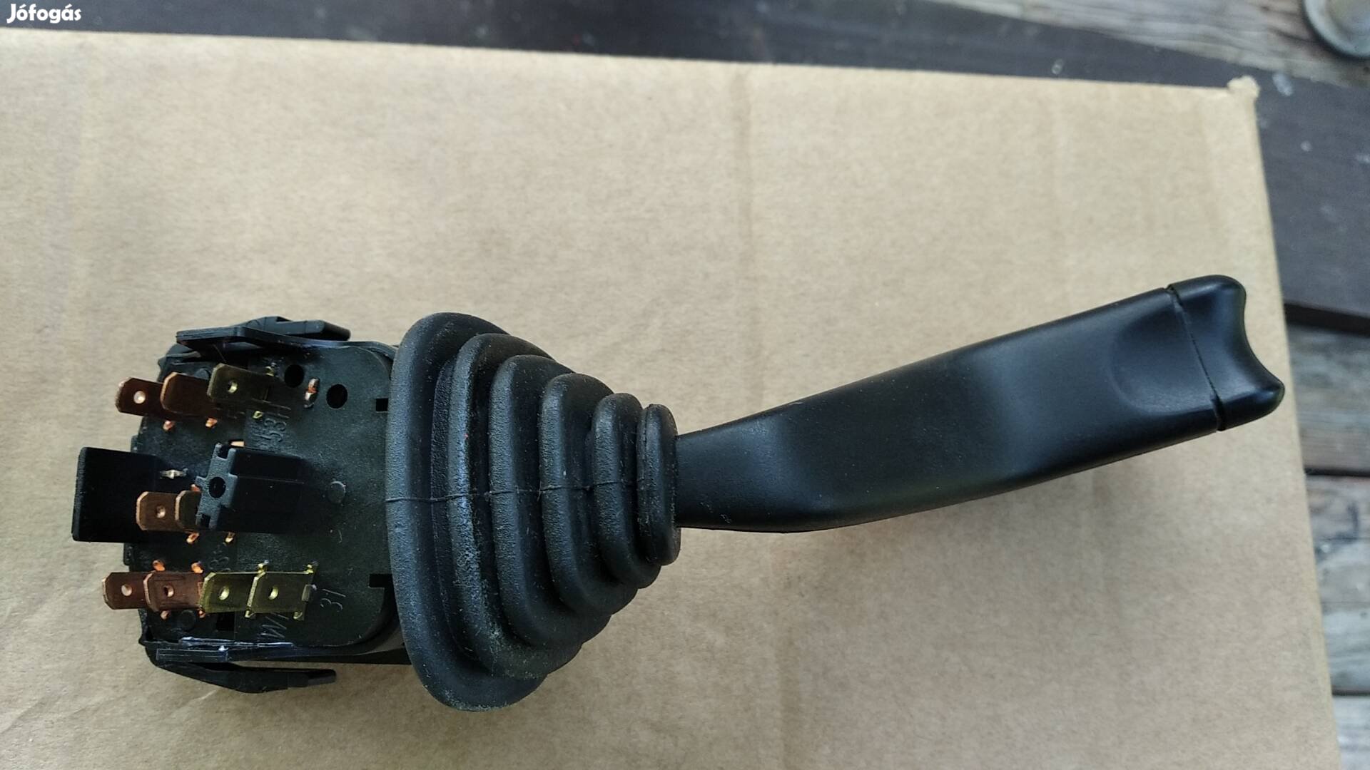 Suzuki Ignis ablaktörlő kapcsoló 