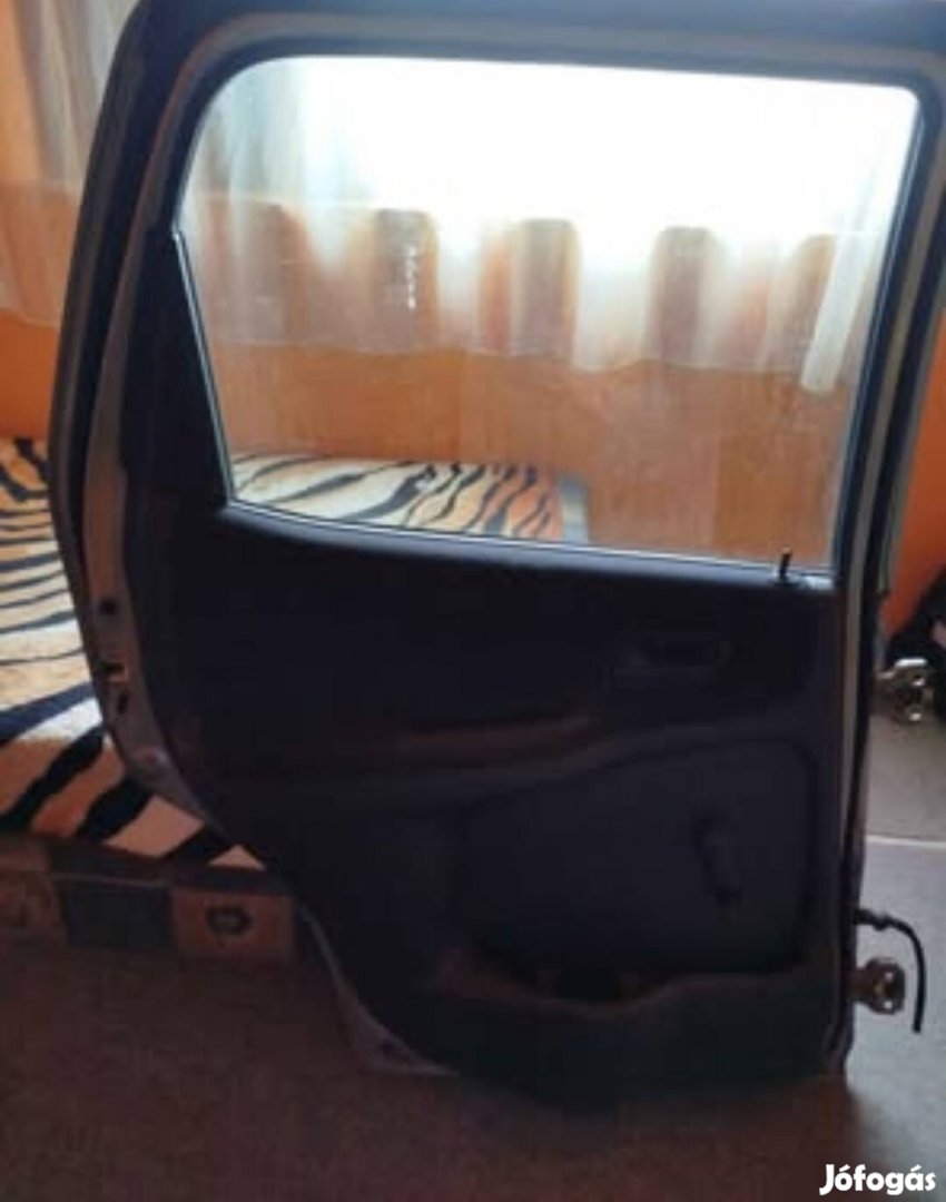 Suzuki Ignis ajtó