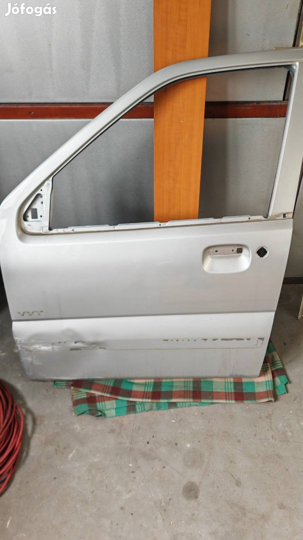 Suzuki Ignis bal első ajtó