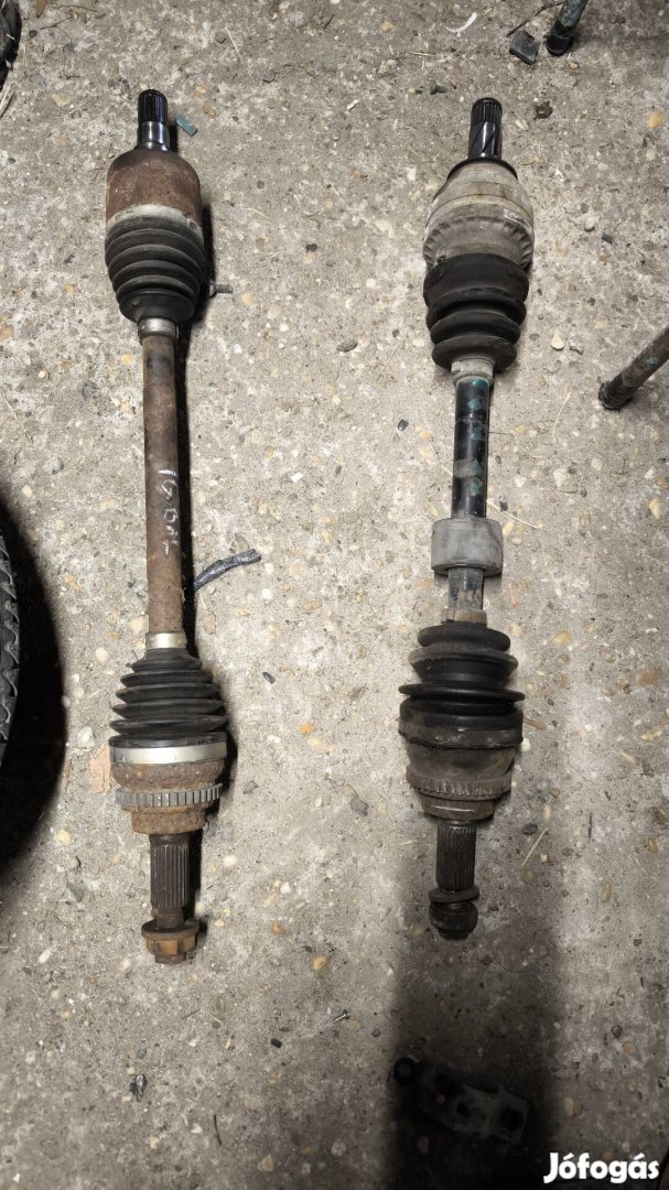 Suzuki Ignis bal féltengely 1.3 B 1.3 ddis 2003-10