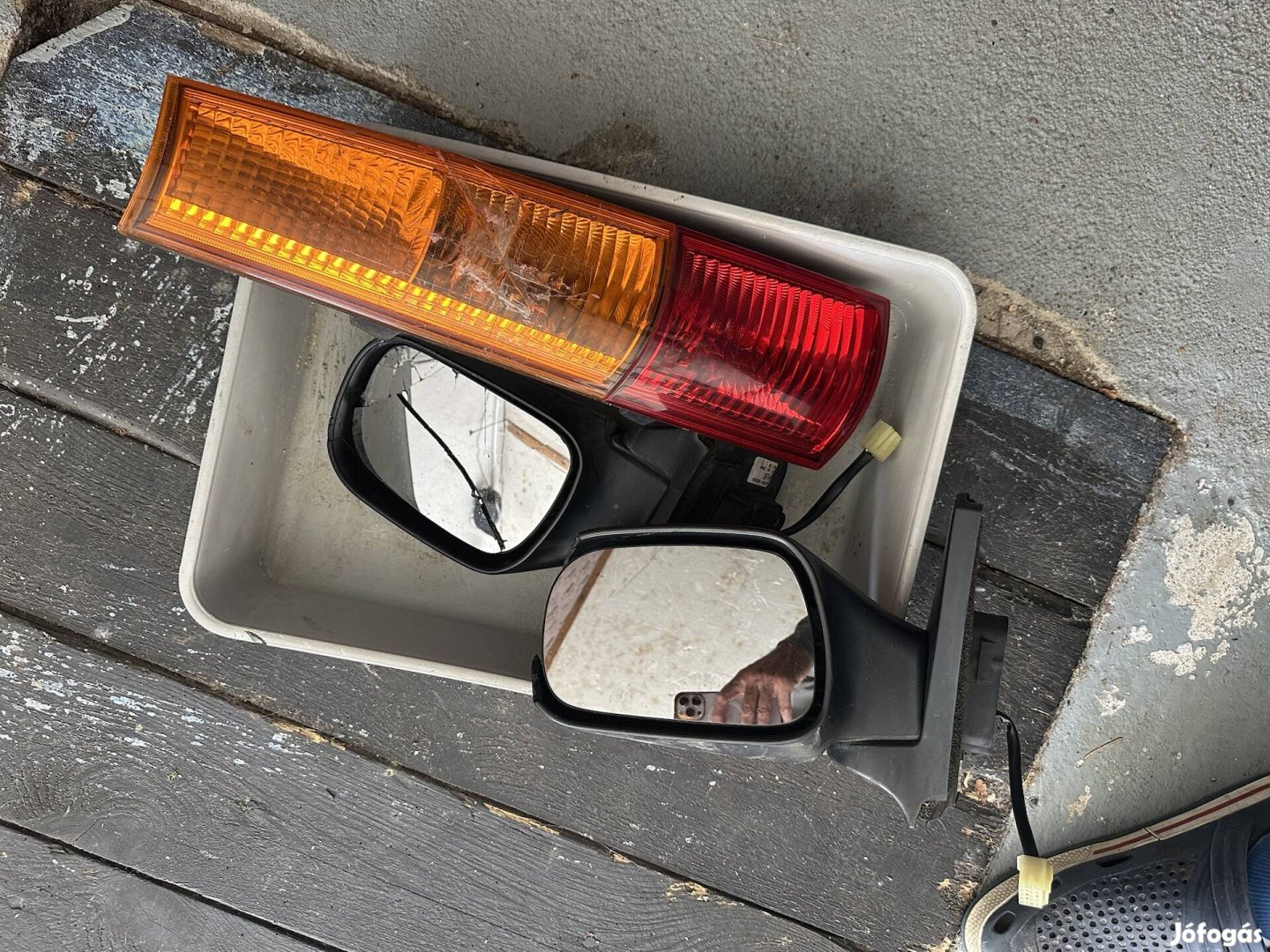 Suzuki Ignis bal hátsó lámpa bal jobb tükör