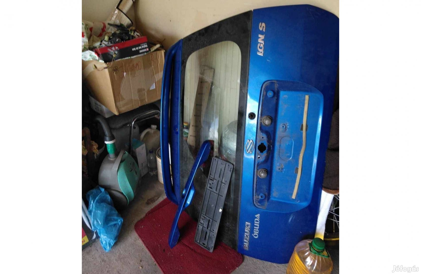 Suzuki Ignis csomagtérajtó