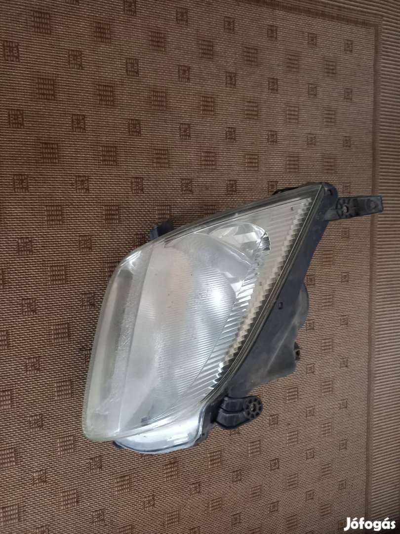 Suzuki Ignis első lámpa 2003 (bal oldali van meg)