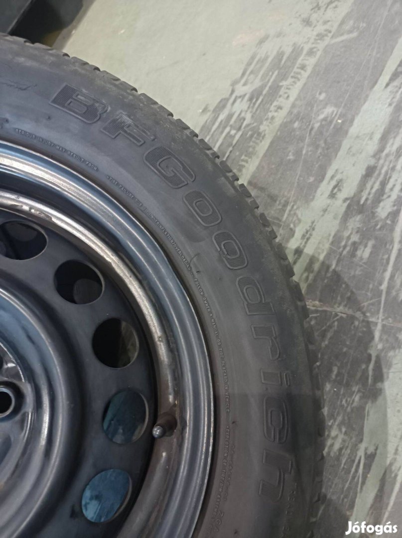 Suzuki Ignis felni+nyárigumi szett
