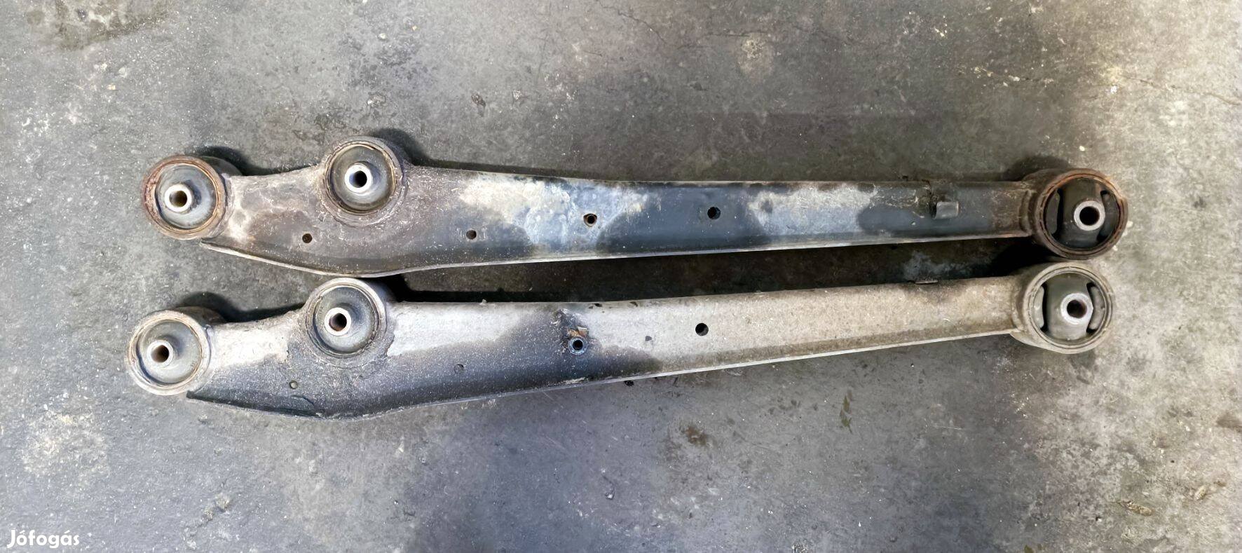 Suzuki Ignis hátsó lengőkarok