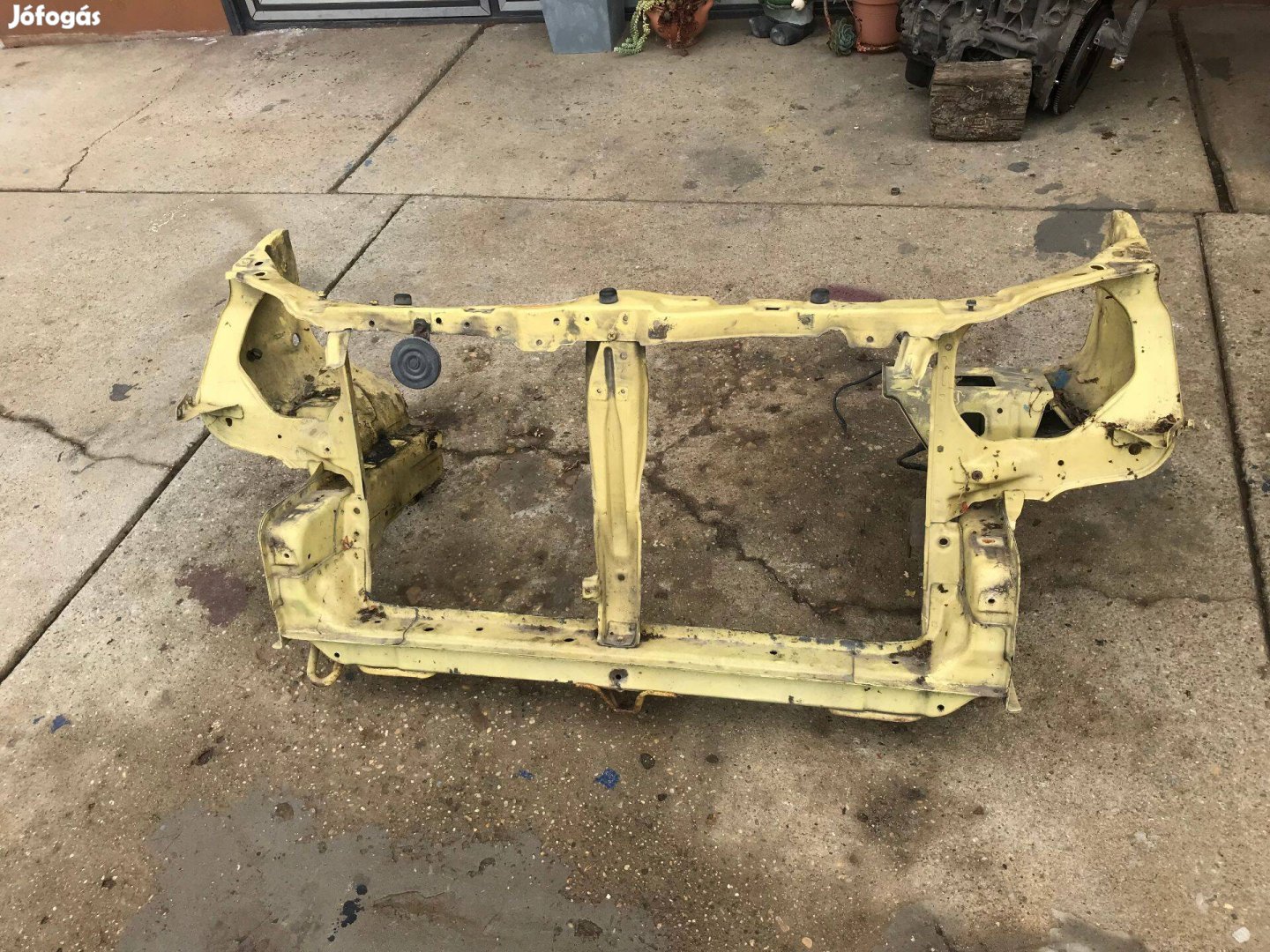 Suzuki Ignis homlokfal zárhíd eladó