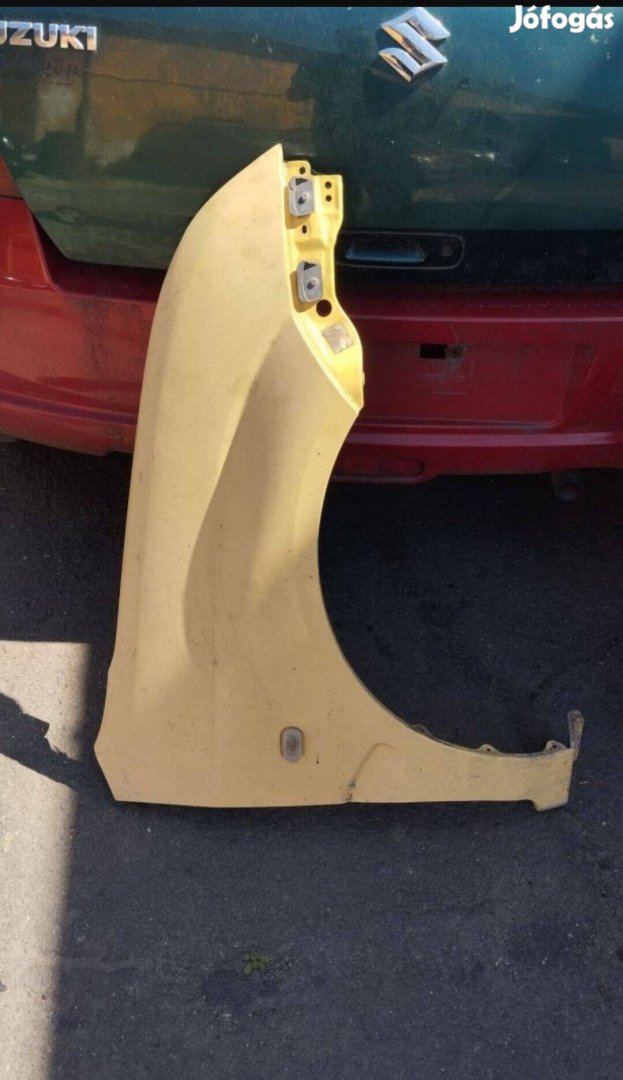Suzuki Ignis jobb első sárvédő