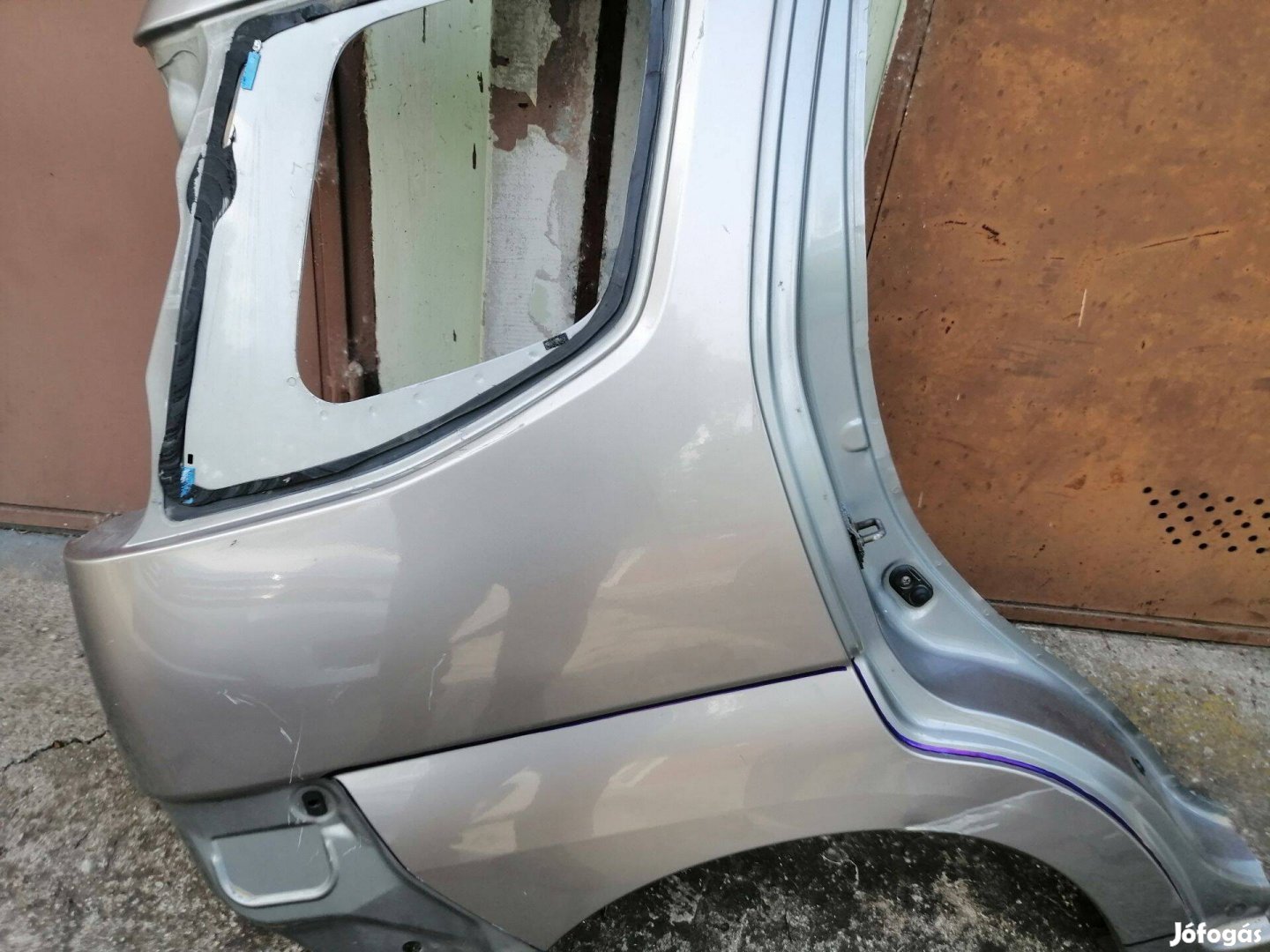 Suzuki Ignis jobb hátsó ajtó_08 szürke