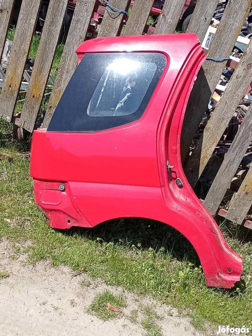 Suzuki Ignis jobb hátsó sárvédő