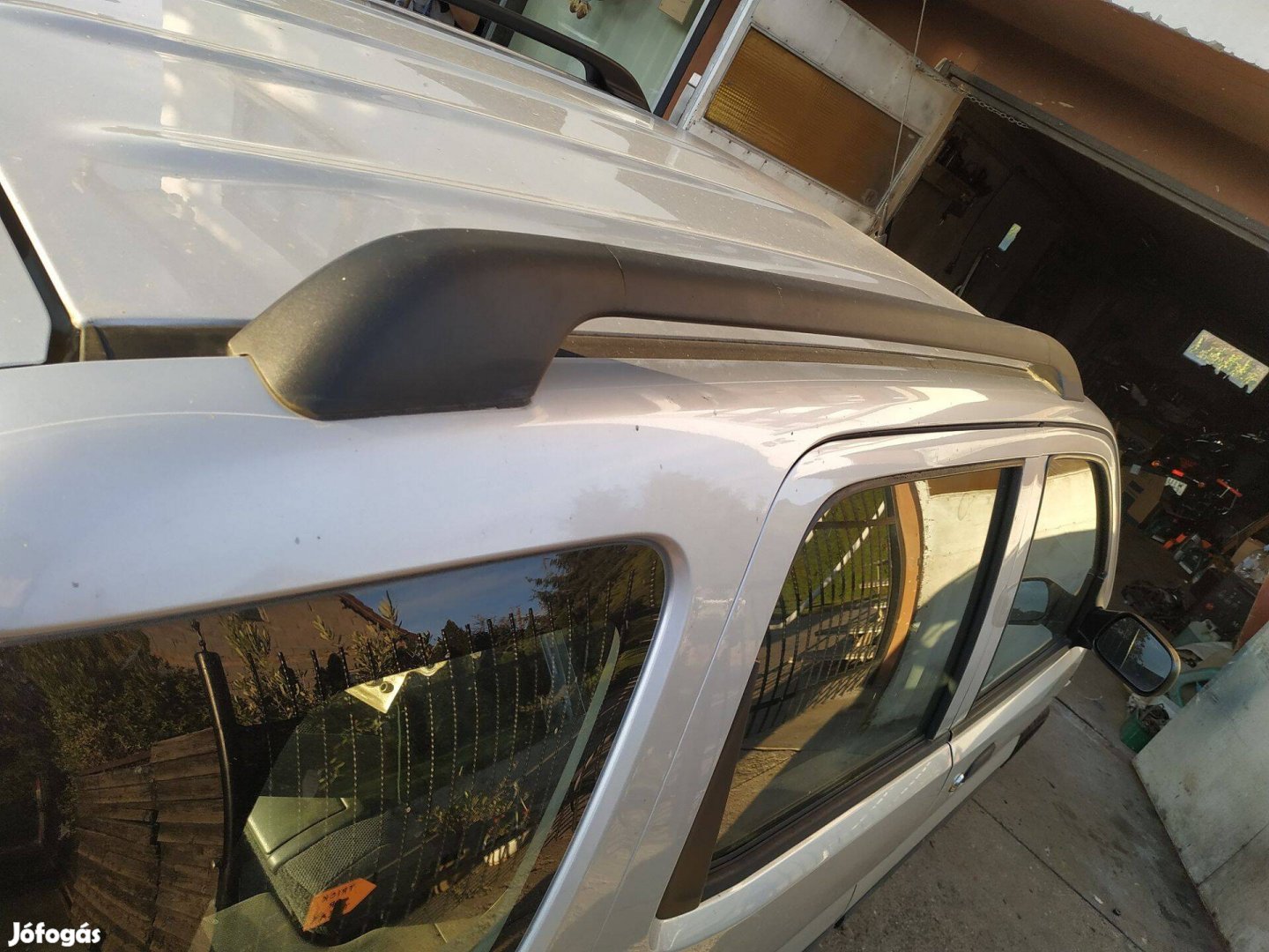 Suzuki Ignis jobb tetősín