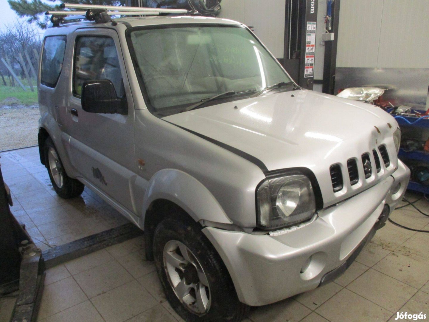 Suzuki Jimny alkatrészek