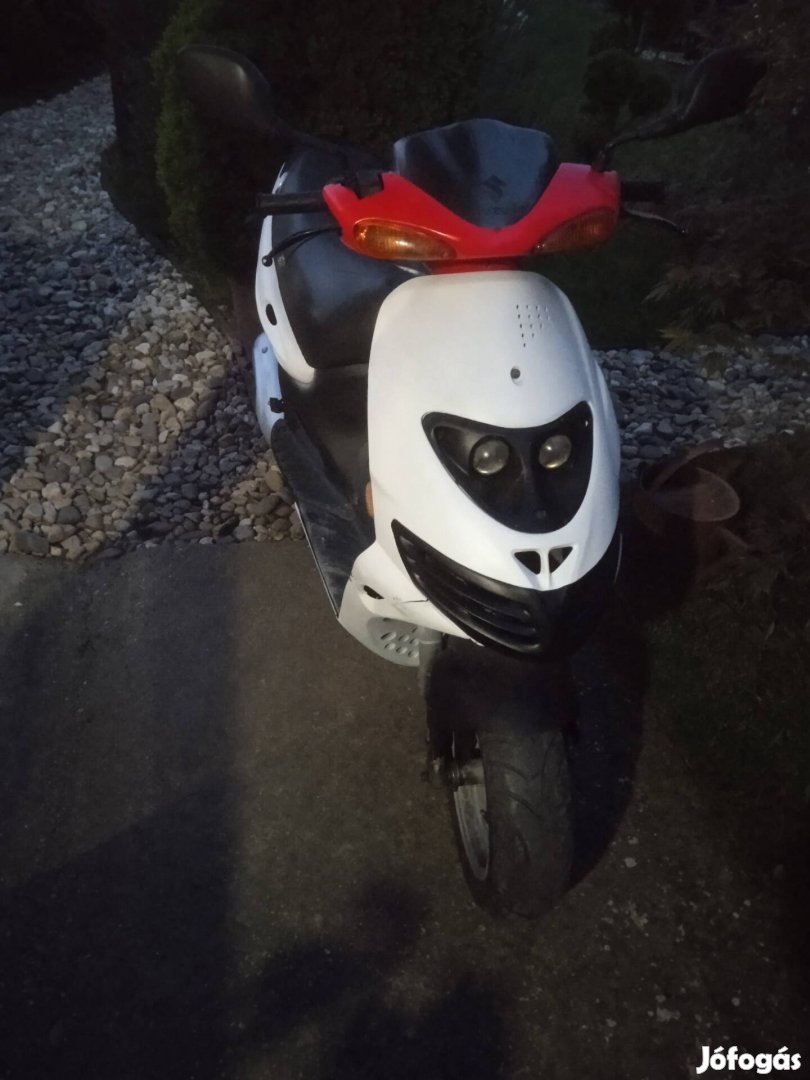 Suzuki Katana robogó eladó 