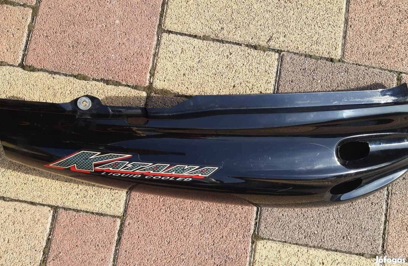 Suzuki Katana ülés alatti idom