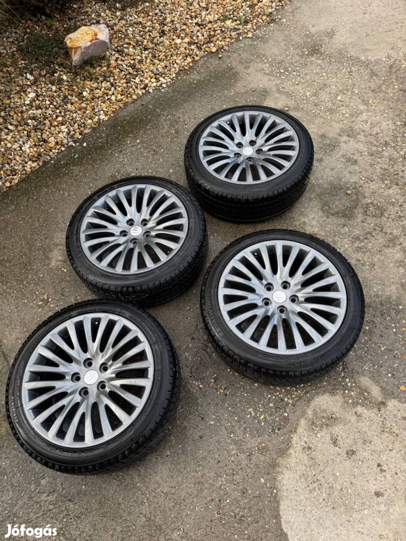 Suzuki Kizashi alufelni téligumival 225/45R18