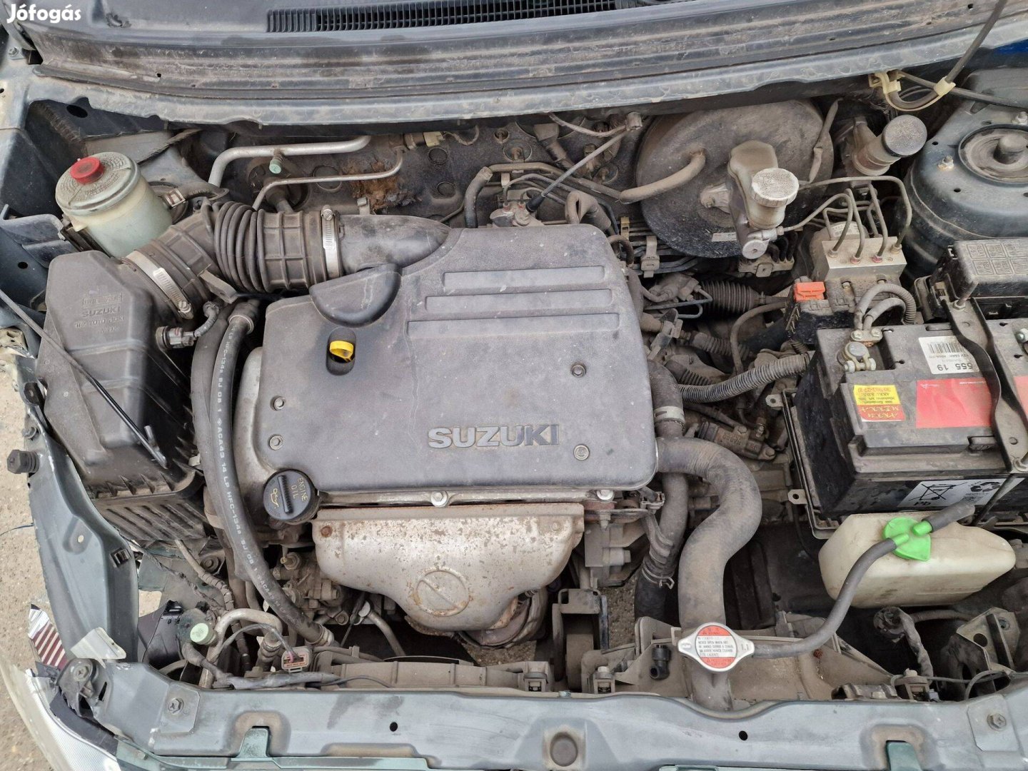 Suzuki LIANA M16A Kiválló Kevés Kilométeres Motor Váltó Ajtó Eladó