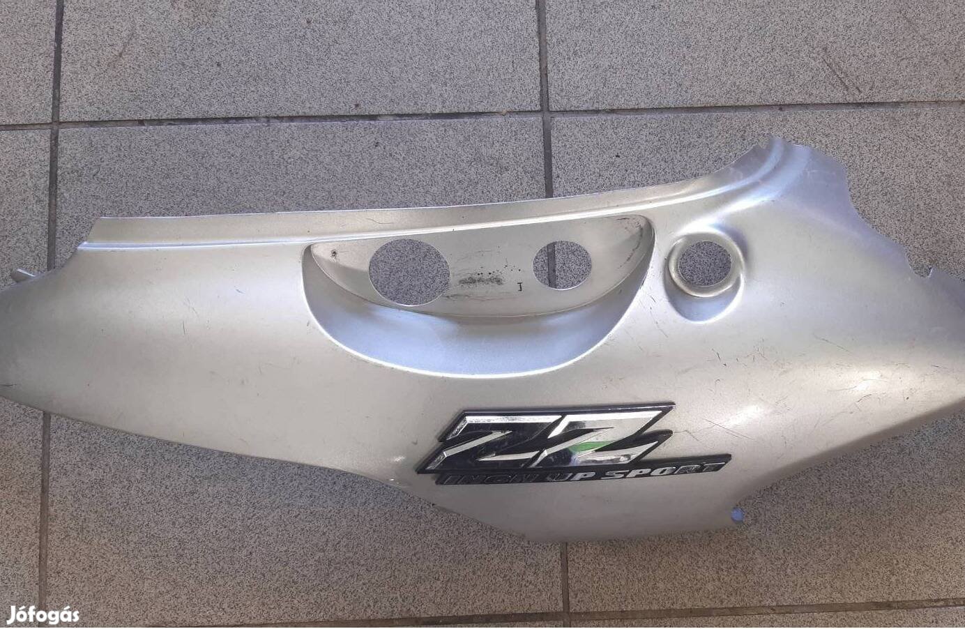 Suzuki Lets 2 bal ülés alatti idom