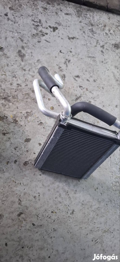 Suzuki Liana fűtés radiátor eladó
