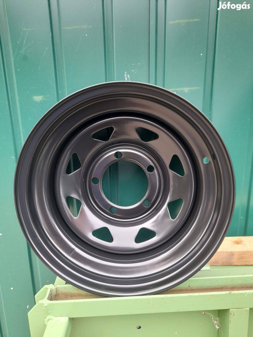 Suzuki OFF-Road felni 5x139,7 15x7 ET-30
