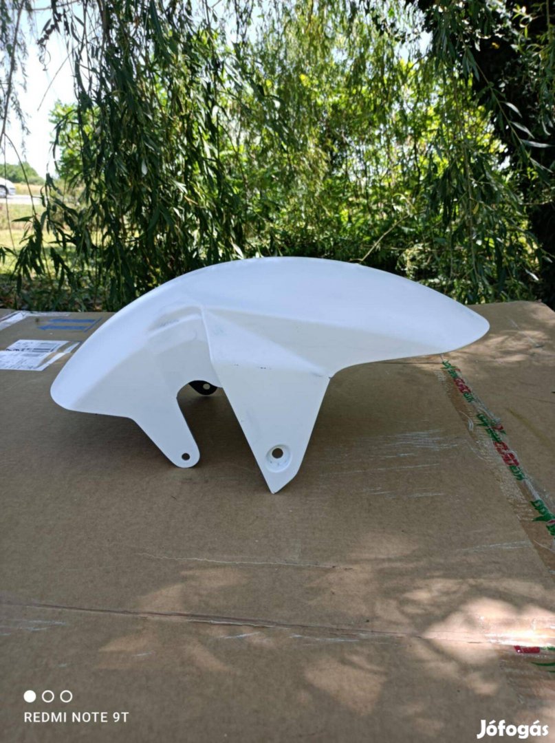 Suzuki SV 650 első sárvédő