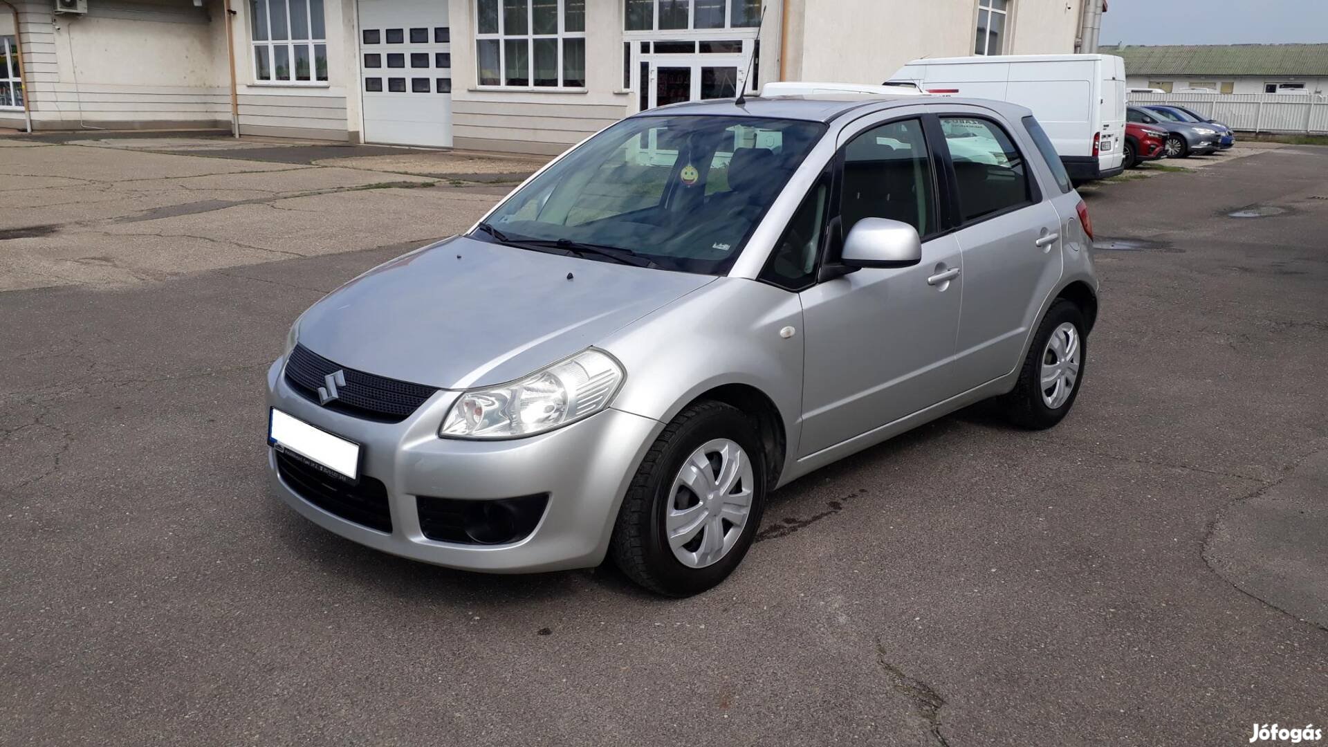 Suzuki SX4 1.5 GLX friss műszakival