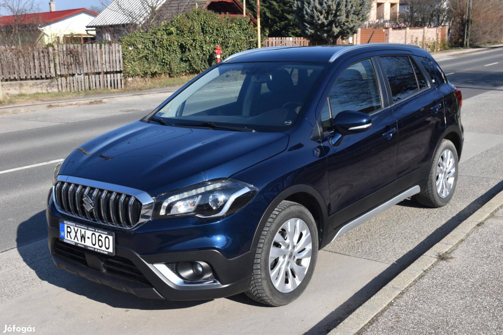 Suzuki SX4 S-Cross 1.4T GL+ 4WD 1. Tulaj - 5300...