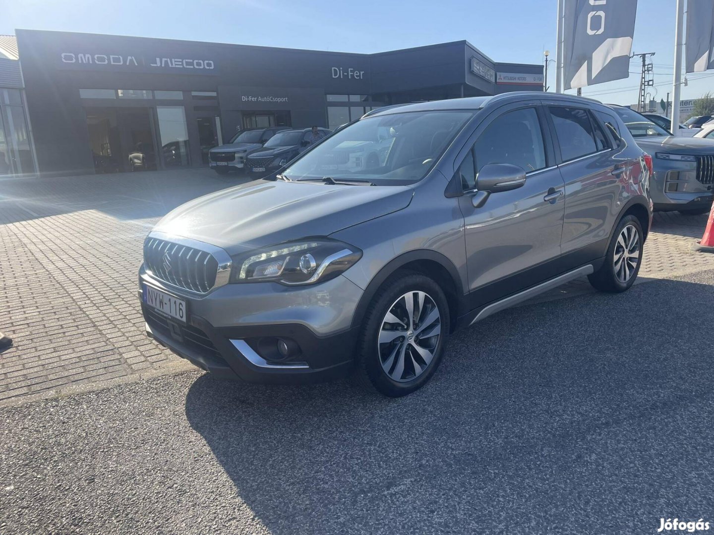 Suzuki SX4 S-Cross 1.4T GL+ 4WD