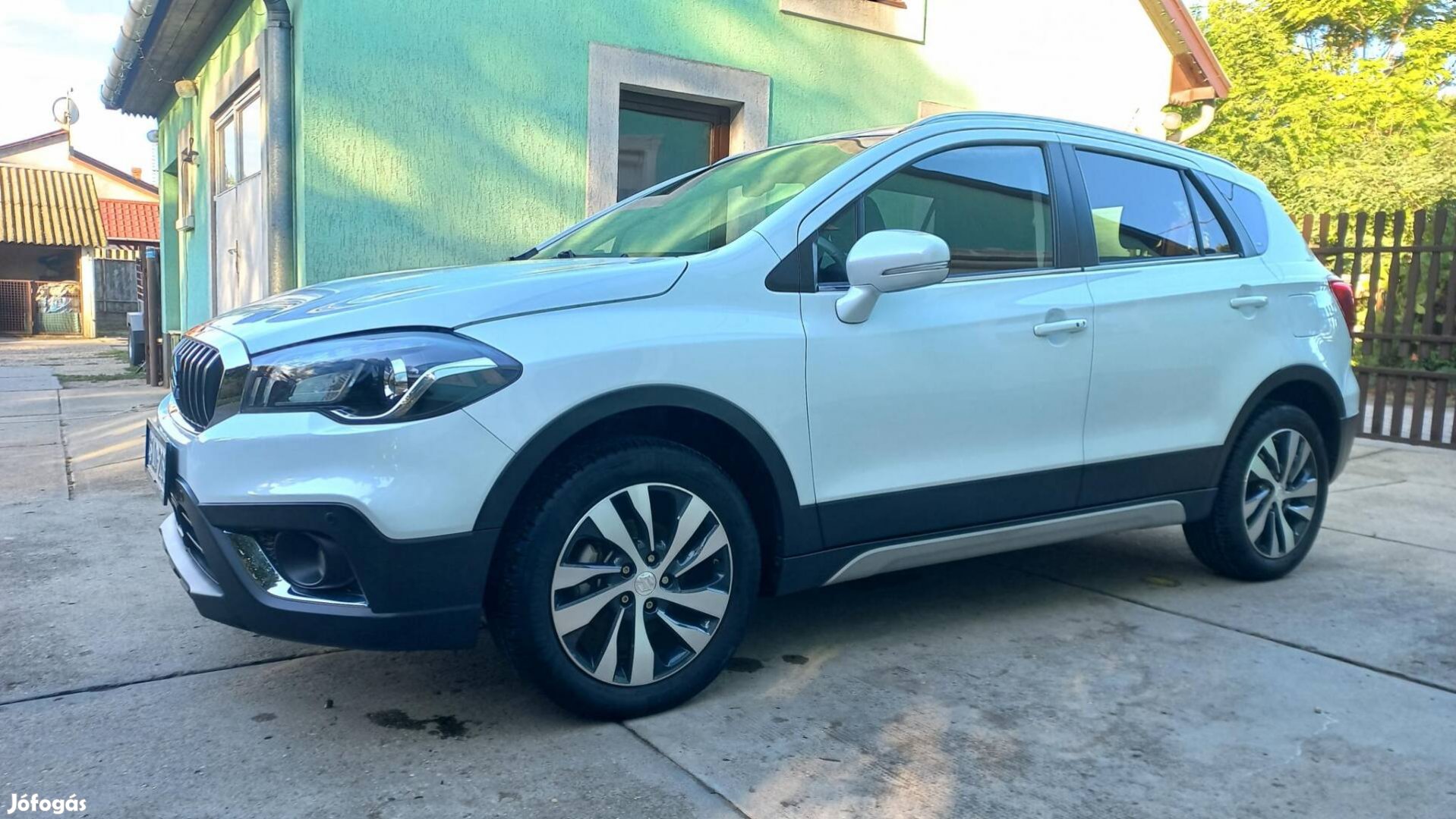 Suzuki SX4 S-Cross 1.4 Hybrid GLX Magyarországi...