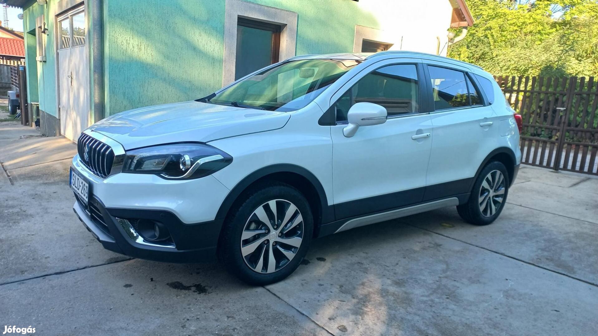 Suzuki SX4 S-Cross 1.4 Hybrid GLX Magyarországi...