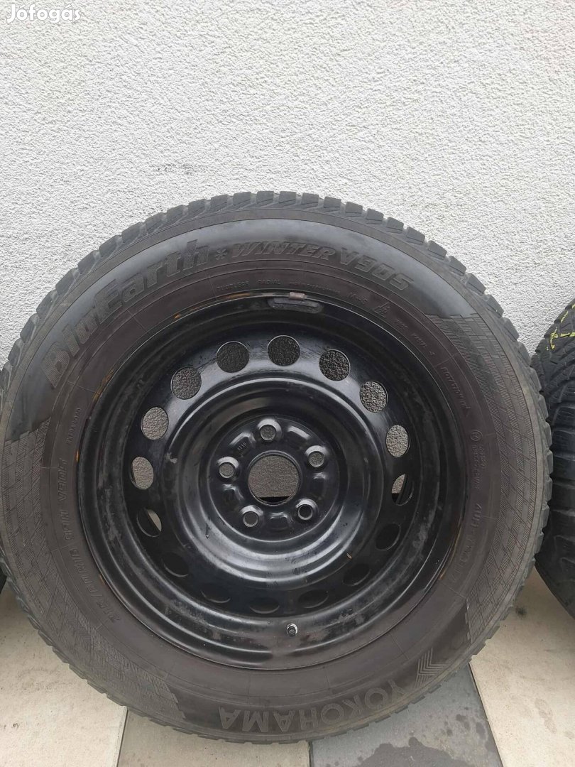 Suzuki SX4 S-Cross Vitara gyári 16 colos felni téligumikkal + Tpmst